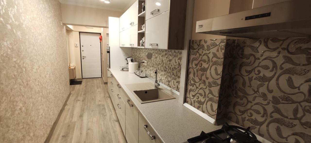 Casa Lux Apartment Bucharest Luaran gambar