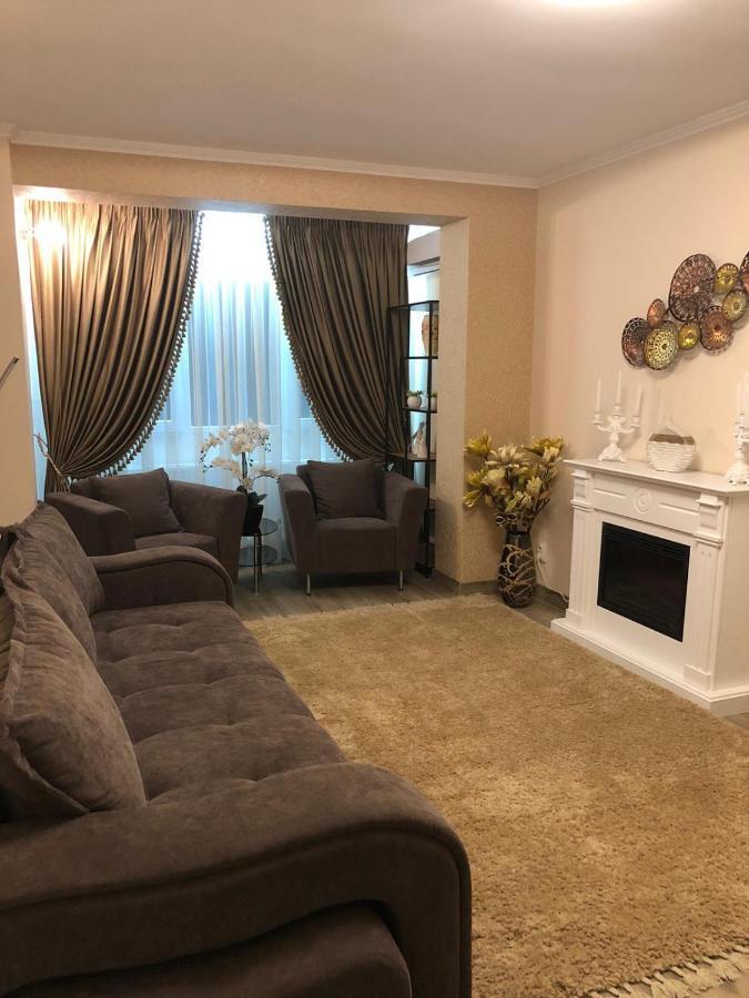 Casa Lux Apartment Bucharest Luaran gambar