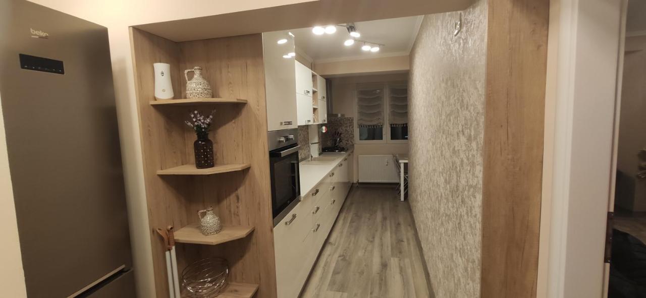 Casa Lux Apartment Bucharest Luaran gambar